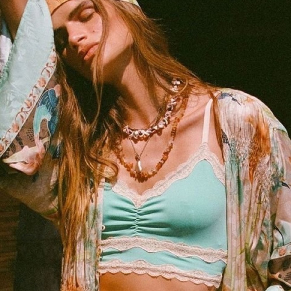 SPELL AMOUR Boho Chic Lace Trim Bralette Size Large